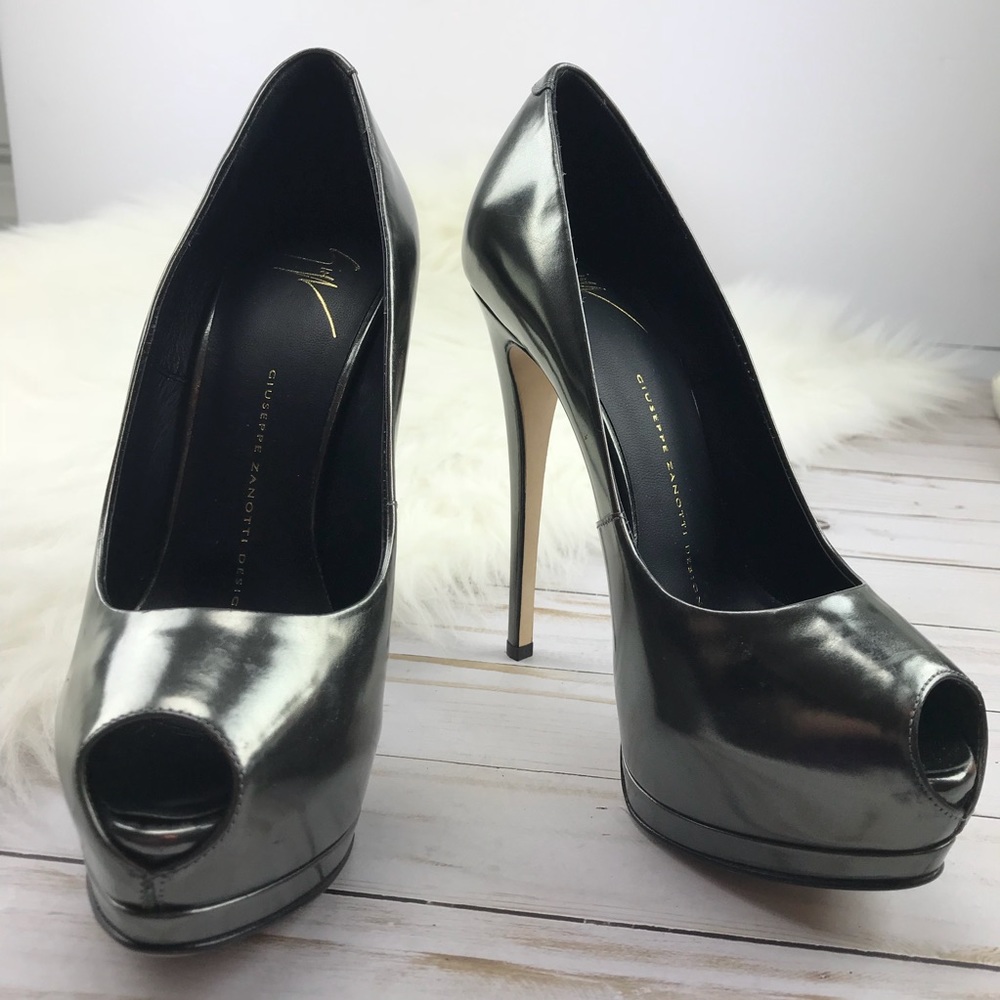Giuseppe Zanotti Stiletto Peep Toe Heels
